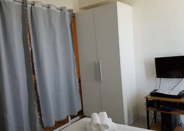 Apartahotel Azure Urban Residences Manila